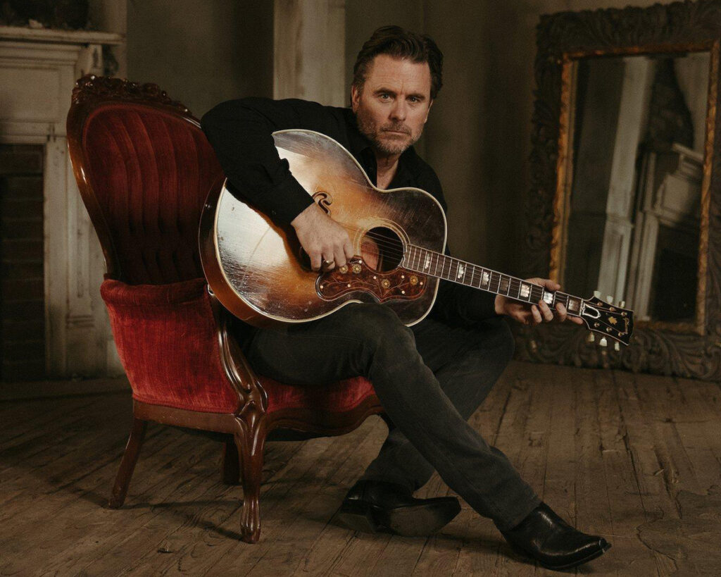 artist-charles-esten