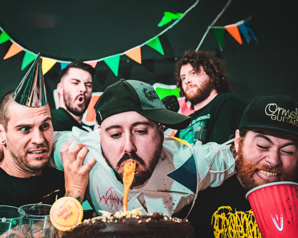 artists-party-cannon