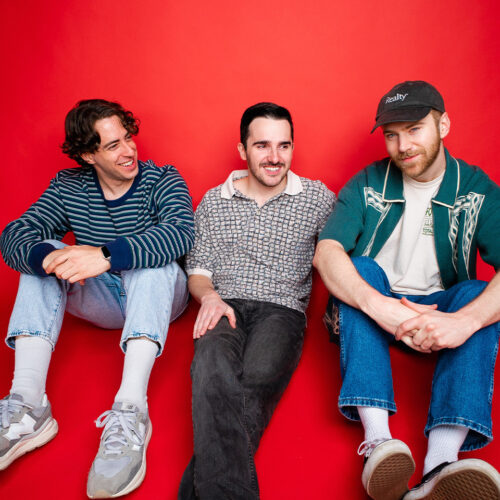 artists-tipling-rock